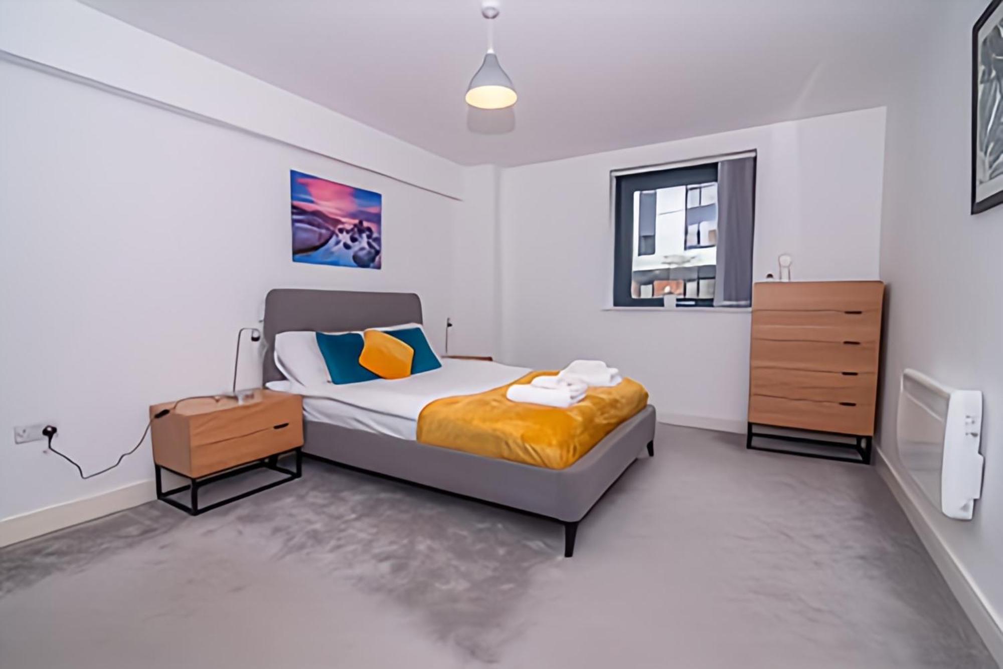 Stunning Apartment In Бирмингам Стая снимка