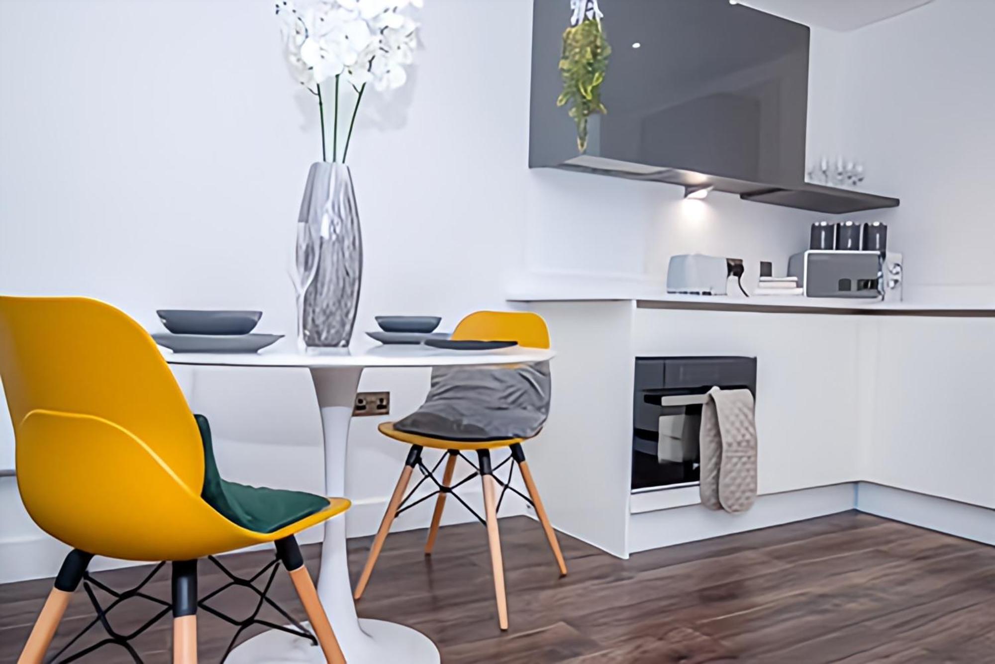 Stunning Apartment In Бирмингам Стая снимка